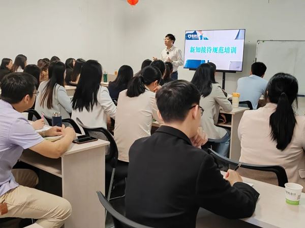 1699950836879386.jpg 640.jpg